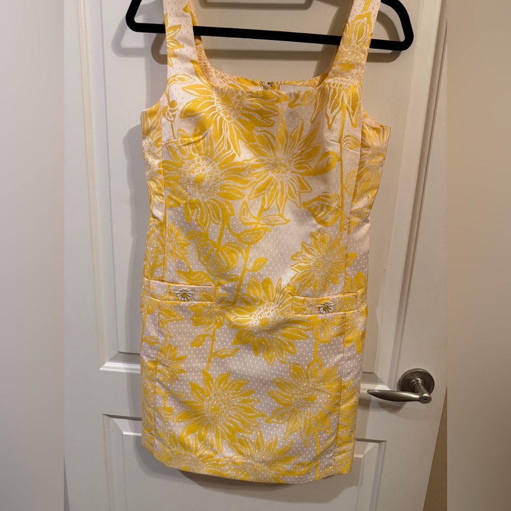 Lilly Pulitzer Yellow and White Floral Sleeveless Dress